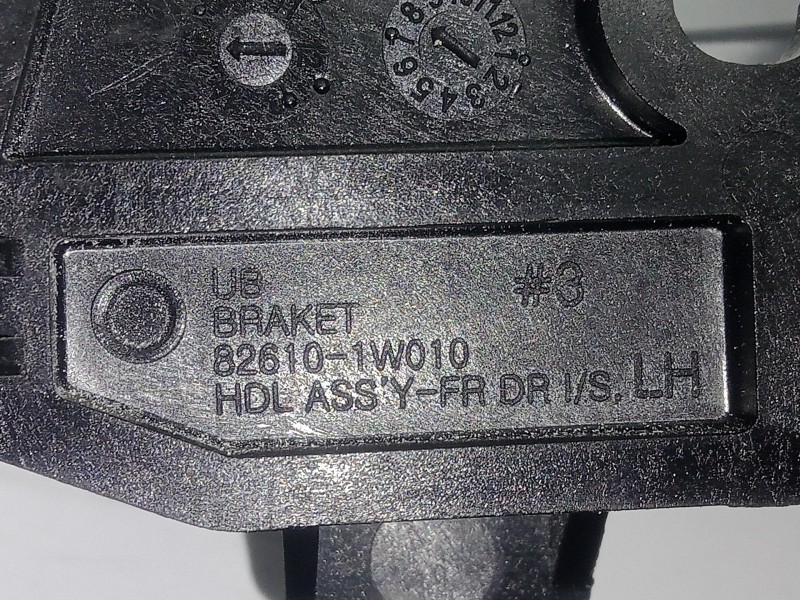 Recambio de maneta interior delantera izquierda para kia rio 1.2 cat referencia OEM IAM 826101W010  