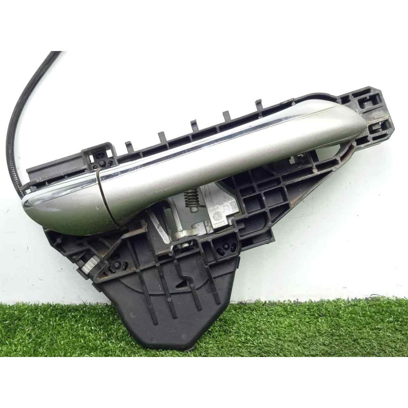 Recambio de maneta exterior delantera derecha para mercedes-benz clase r (w251) 3.0 cdi cat referencia OEM IAM A2517601834 CROMA