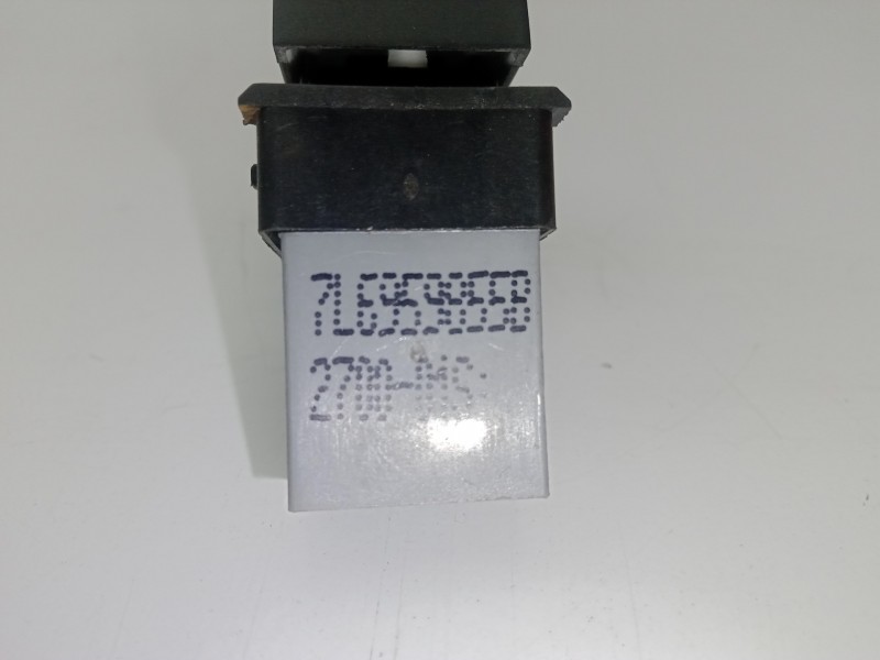 Recambio de mando elevalunas delantero derecho para seat ibiza sc (6j1) 1.2 tdi referencia OEM IAM 7L6959855B  