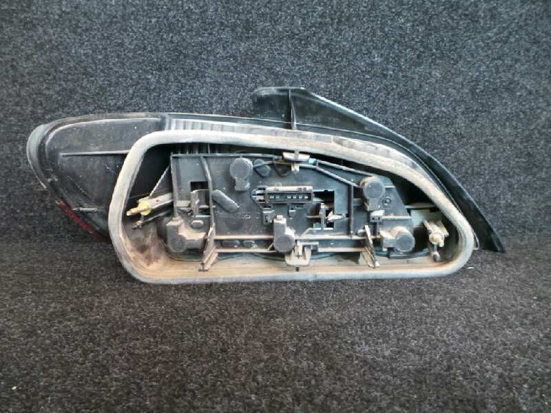 Recambio de piloto trasero derecho para peugeot 406 berlina (s1/s2) 1.9 turbodiesel referencia OEM IAM  1.SERIE 