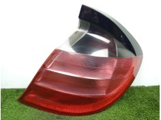 Recambio de piloto trasero derecho para mercedes-benz clase c (w203) c 220 cdi (203.006) referencia OEM IAM A203820664  00--04
