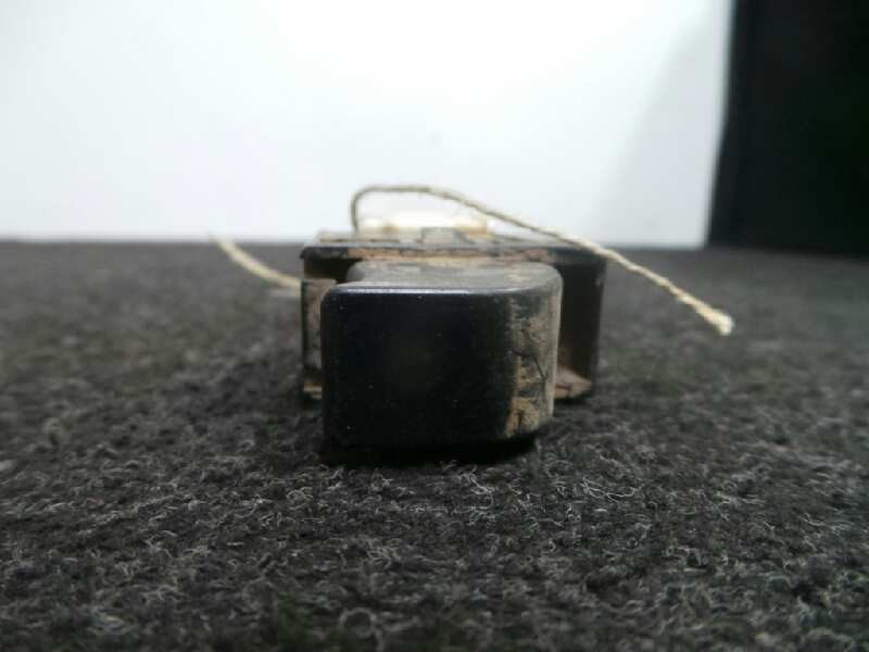 Recambio de mando elevalunas delantero derecho para nissan almera (n15) 2.0 diesel referencia OEM IAM   6 PINES