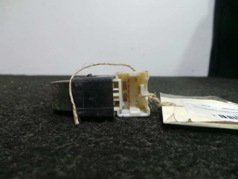 Recambio de mando elevalunas delantero derecho para nissan almera (n15) 2.0 diesel referencia OEM IAM   6 PINES