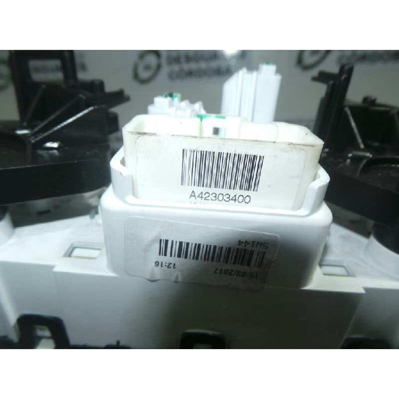 Recambio de mando calefaccion / aire acondicionado para dacia sandero stepway referencia OEM IAM A42303400-5W144-5P3741700 13.PI