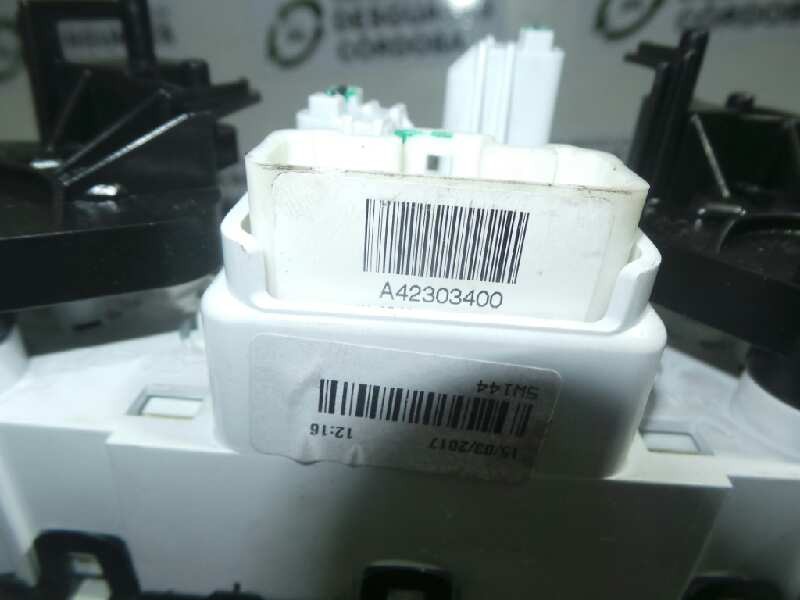 Recambio de mando calefaccion / aire acondicionado para dacia sandero stepway referencia OEM IAM A42303400-5W144-5P3741700 13.PI