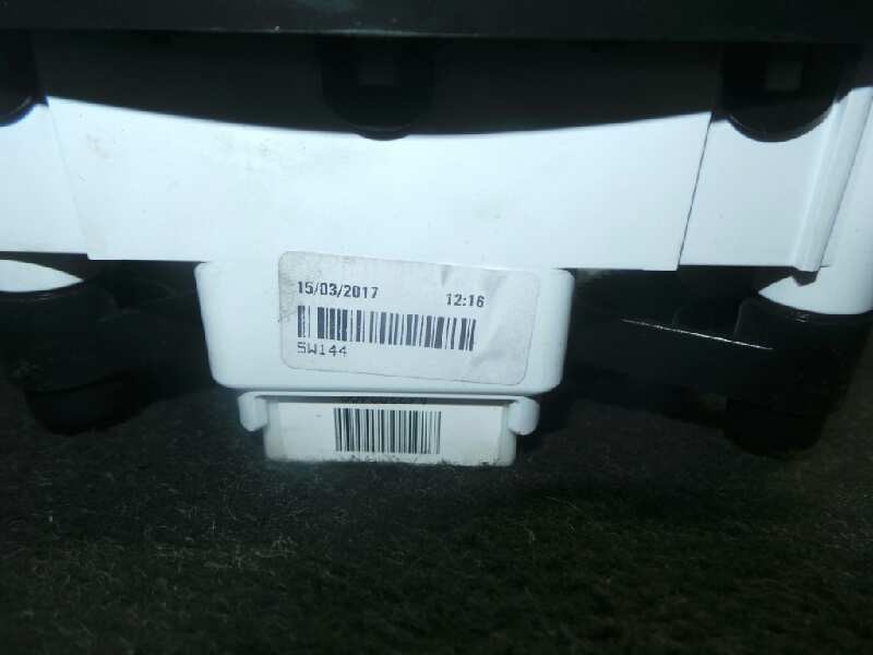 Recambio de mando calefaccion / aire acondicionado para dacia sandero stepway referencia OEM IAM A42303400-5W144-5P3741700 13.PI