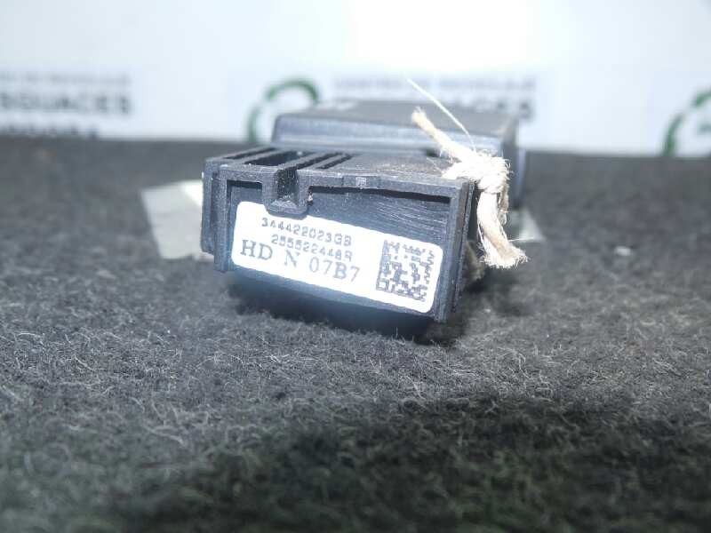 Recambio de mando volante para dacia sandero stepway referencia OEM IAM 255522448R-344422023GB 6.PINES BOTON.VOLUMEN