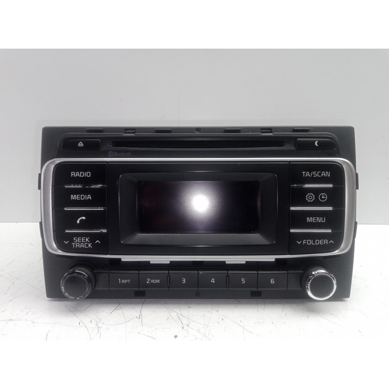 Recambio de sistema audio / radio cd para kia rio 1.2 cat referencia OEM IAM 961701W770CA  