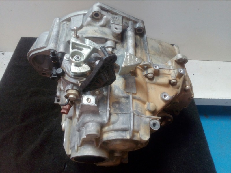 Recambio de caja cambios para skoda octavia combi (1z5) scout 4x4 referencia OEM IAM KDL 6.VELOCIDADES MANUAL