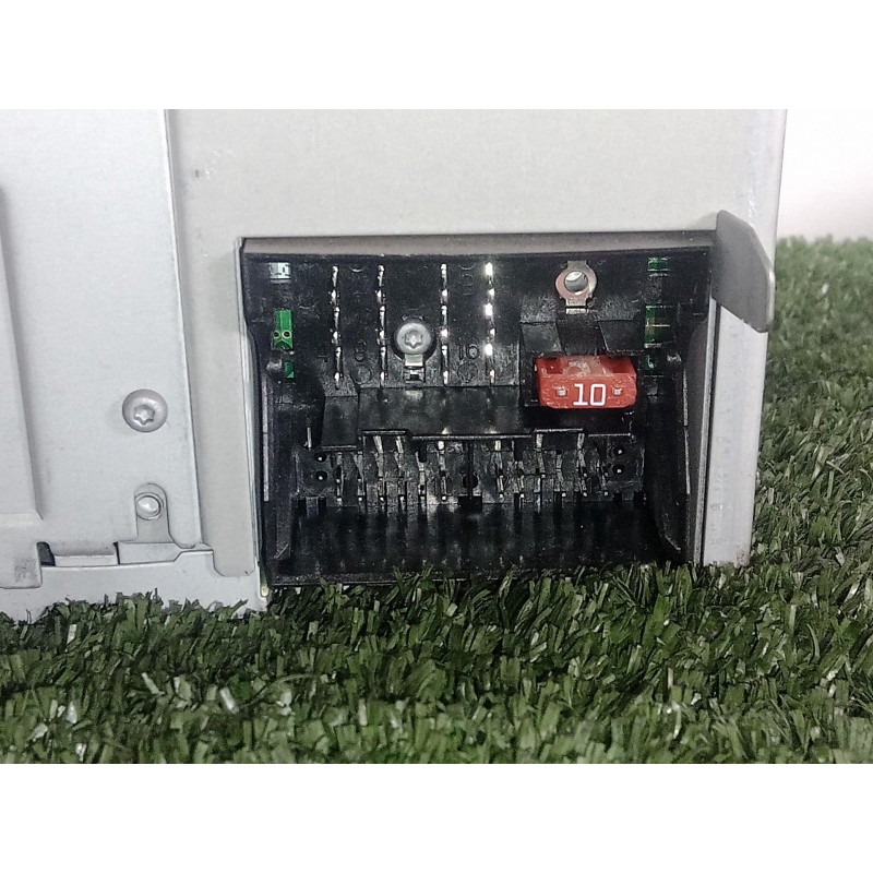 Recambio de sistema audio / radio cd para seat leon (1p1) 1.6 tdi referencia OEM IAM 5P0035186-8157640236366  