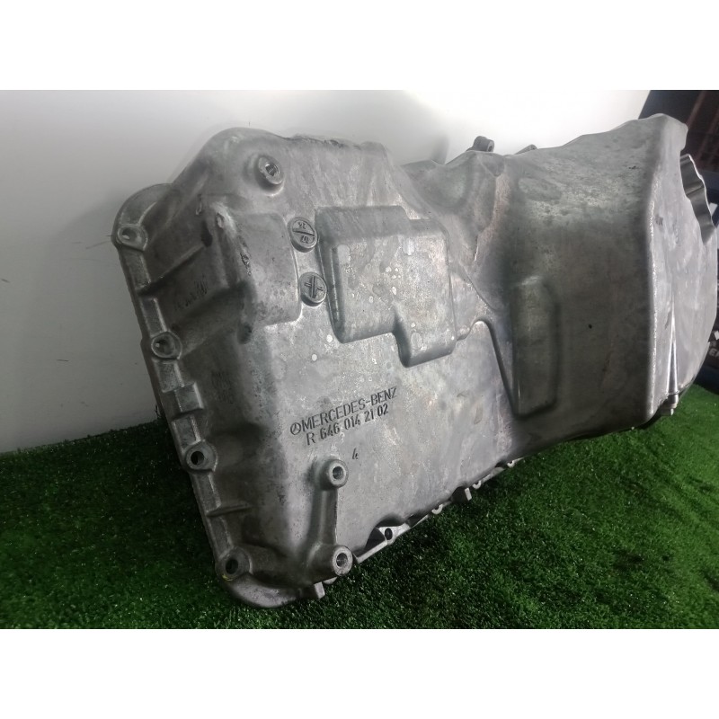 Recambio de carter para mercedes-benz clase c (w204) berlina 2.2 cdi cat referencia OEM IAM R6460142102  