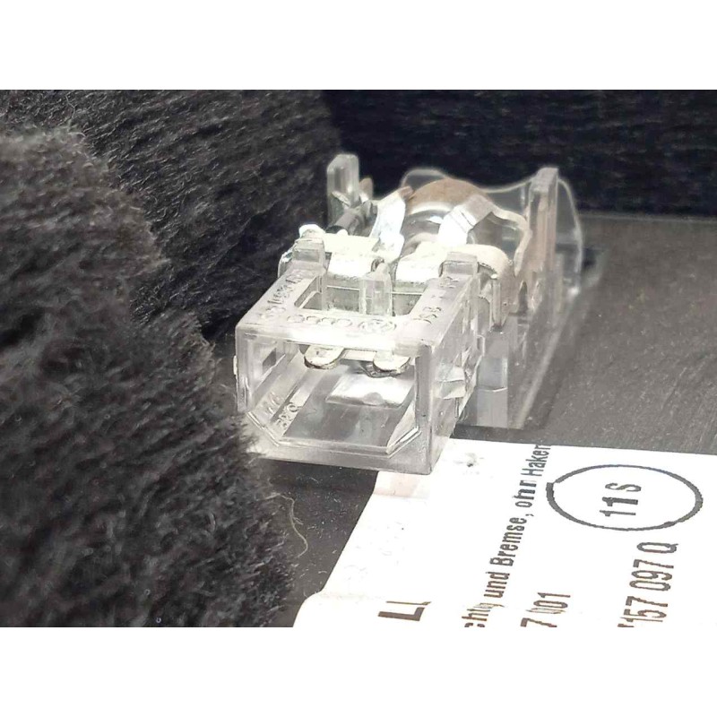 Recambio de guantera para skoda fabia combi 1.4 tdi dpf referencia OEM IAM 6V1857097Q  