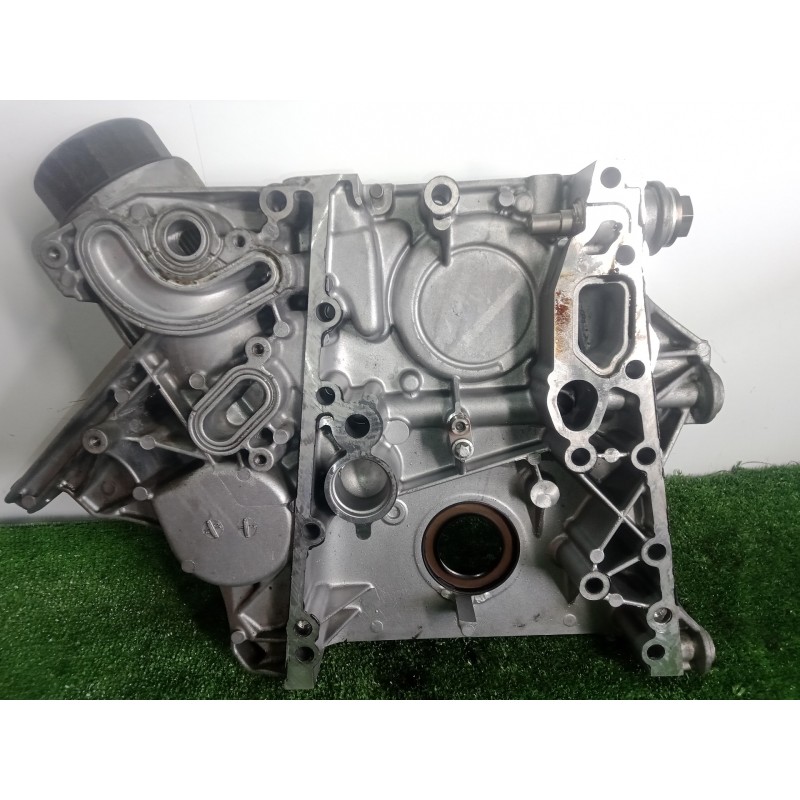 Recambio de tapa distribucion para mercedes-benz clase c (w204) berlina 2.2 cdi cat referencia OEM IAM R6460150902  