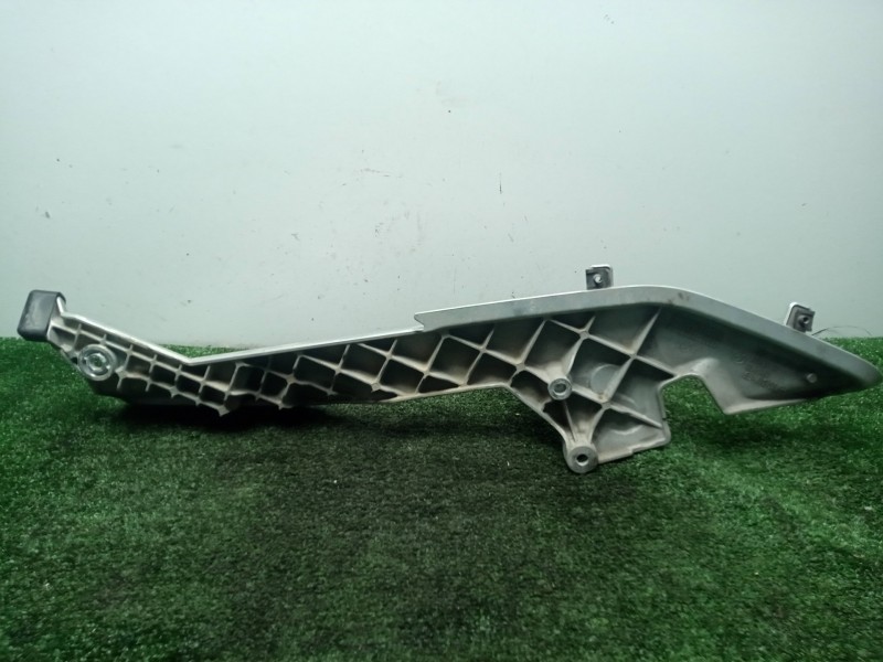 Recambio de posapie para bmw r 1200 rt/st referencia OEM IAM 46717675289 IZQUIERDO K26 - 05-10