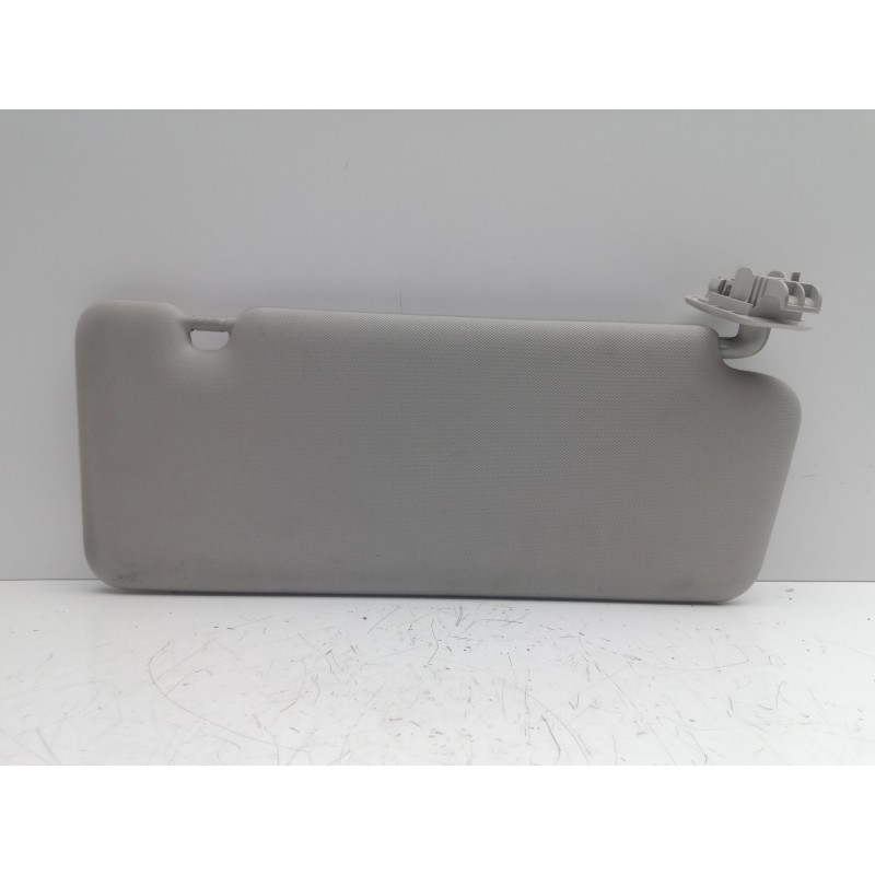 Recambio de parasol izquierdo para renault clio iv 1.2 16v referencia OEM IAM   