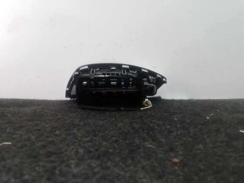 Recambio de aireador delantero izquierdo para renault scenic iii 1.5 dci diesel fap referencia OEM IAM 1012124-10016  
