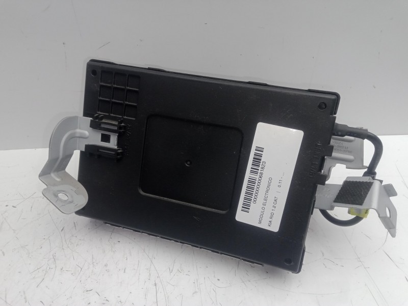 Recambio de modulo electronico para kia rio 1.2 cat referencia OEM IAM 954001WED0-BCME01-BCME01UB  