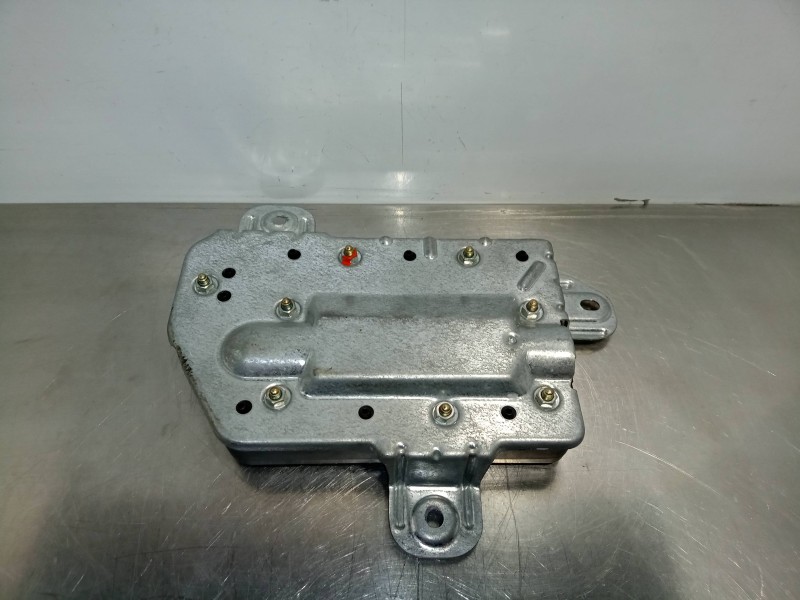 Recambio de airbag lateral trasero derecho para bmw serie 3 berlina (e46) 325xi referencia OEM IAM 30339888A-41703723802H  