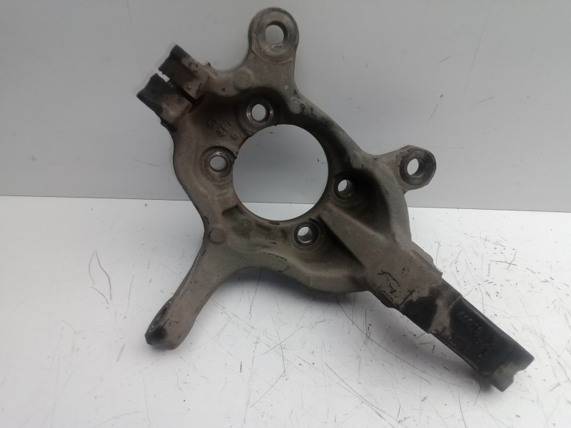 Recambio de mangueta delantera derecha para nissan juke (f15) 1.2 16v cat referencia OEM IAM   