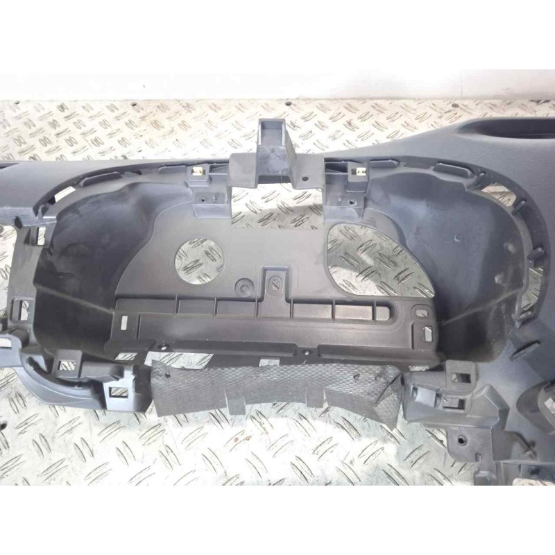 Recambio de salpicadero para subaru forester s12 2.0 diesel cat referencia OEM IAM   
