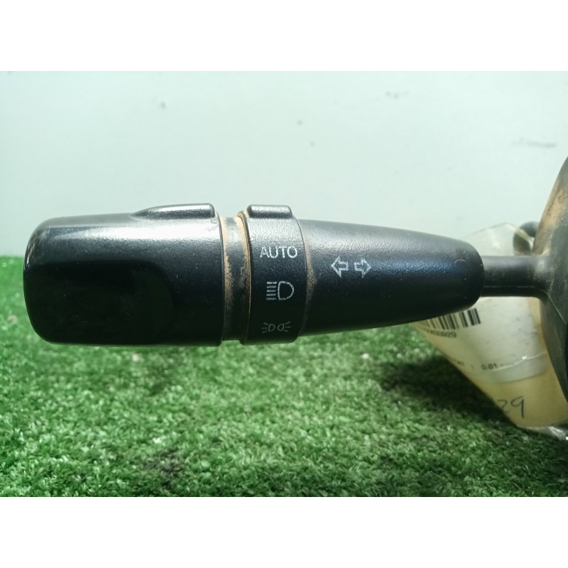 Recambio de mando luces para kia carnival ii 2.9 crdi cat referencia OEM IAM SINREFERENCIA 2.CONECTORES 