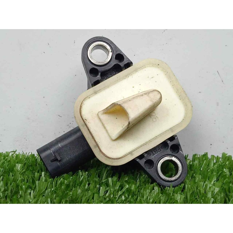Recambio de sensor impacto airbag para skoda fabia combi 1.4 tdi dpf referencia OEM IAM 4H0955557  