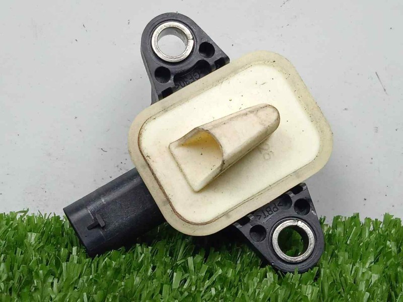Recambio de sensor impacto airbag para skoda fabia combi 1.4 tdi dpf referencia OEM IAM 4H0955557  