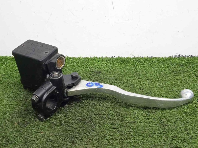 Recambio de maneta freno para peugeot satelis ii 125 referencia OEM IAM SINREFERENCIA DERECHA BOMBA DE FRENO DELANTERA