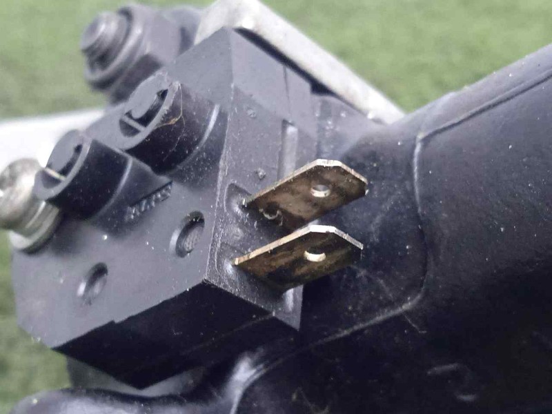 Recambio de maneta freno para peugeot satelis ii 125 referencia OEM IAM SINREFERENCIA DERECHA BOMBA DE FRENO DELANTERA