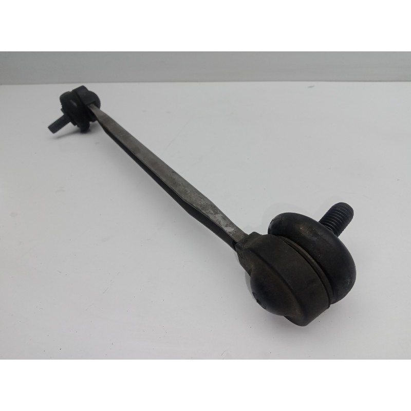 Recambio de bieleta estabilizadora delantera izquierda para volkswagen polo (6c1) 1.2 tsi referencia OEM IAM 6R0411315  