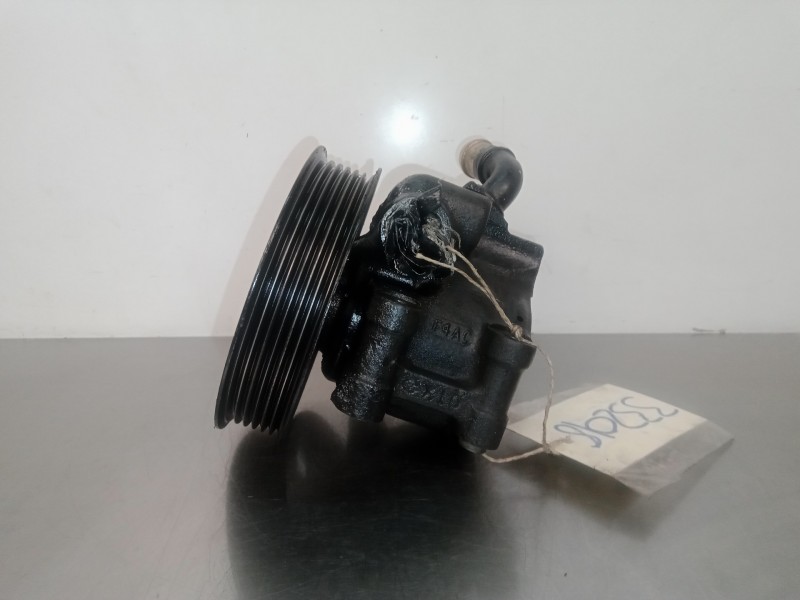 Recambio de bomba direccion para ford focus berlina (cak) 1.8 tddi turbodiesel cat referencia OEM IAM 1M513A696CB-1M513A696CC  F