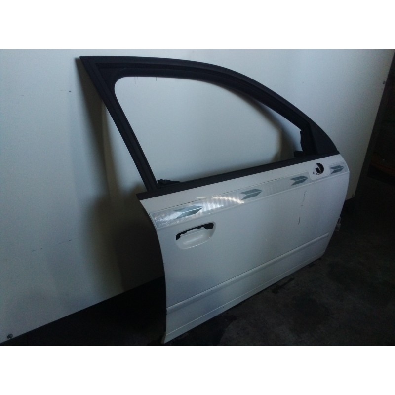 Recambio de puerta delantera derecha para seat exeo berlina (3r2) 2.0 tdi referencia OEM IAM  BLANCO 