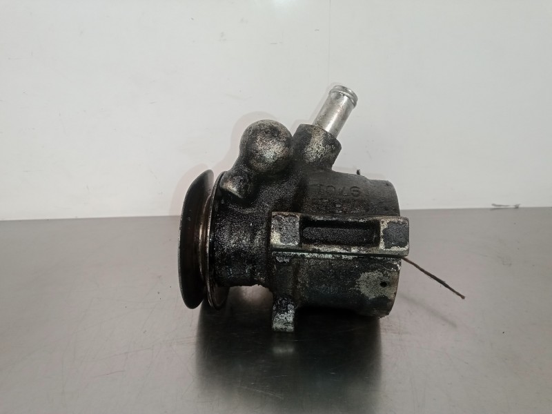 Recambio de bomba direccion para peugeot 205 berlina 1.8 diesel referencia OEM IAM 9151249180-7847017  