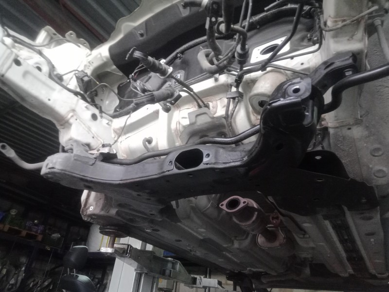 Recambio de puente delantero para kia rio 1.2 cat referencia OEM IAM   