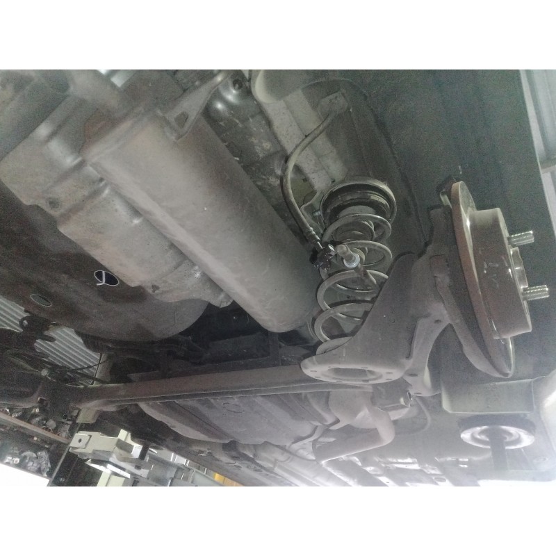 Recambio de puente trasero para kia rio 1.2 cat referencia OEM IAM   