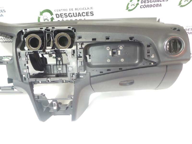 Recambio de salpicadero para dacia sandero stepway referencia OEM IAM   