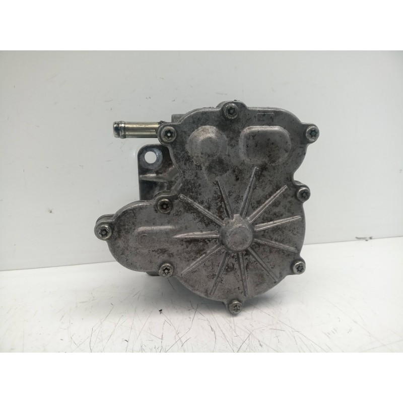 Recambio de depresor freno / bomba vacio para toyota avensis berlina (t 22) 2.0 turbodiesel cat referencia OEM IAM   NO TIENE RE