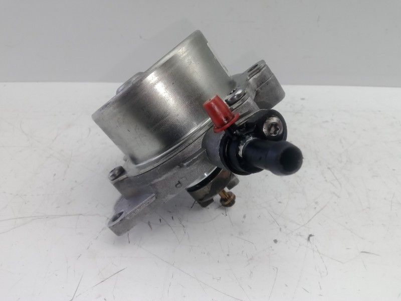 Recambio de depresor freno / bomba vacio para kia cee´d 1.6 crdi cat referencia OEM IAM 288102A101  