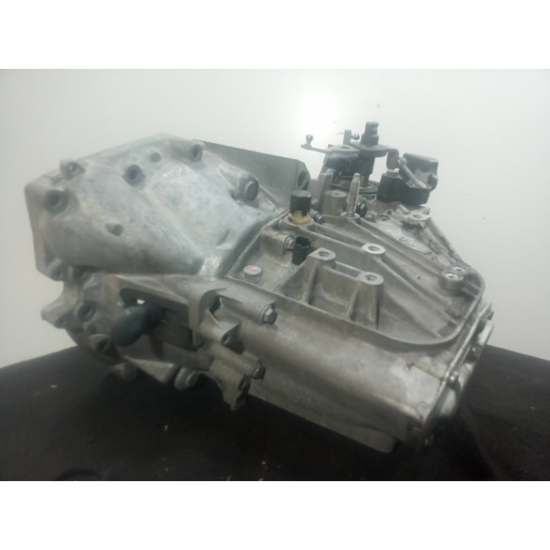 Recambio de caja cambios para peugeot 308 sw referencia OEM IAM 20MB27 6.VELOCIDADES 2.0 HDI - MANUAL