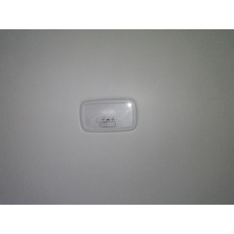 Recambio de luz interior para kia rio 1.2 cat referencia OEM IAM   