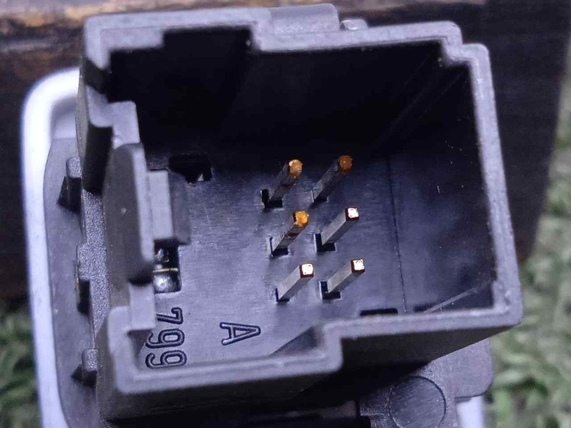 Recambio de interruptor para ford ranger (tke) 2.0 tdci panther cat referencia OEM IAM EB3T13D756AB  