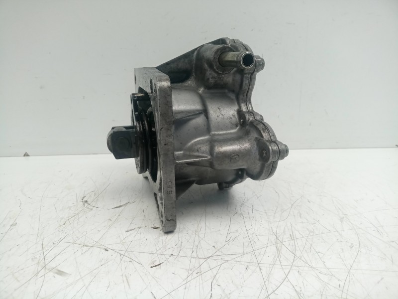 Recambio de depresor freno / bomba vacio para toyota avensis berlina (t 22) 2.0 turbodiesel cat referencia OEM IAM   NO TIENE RE