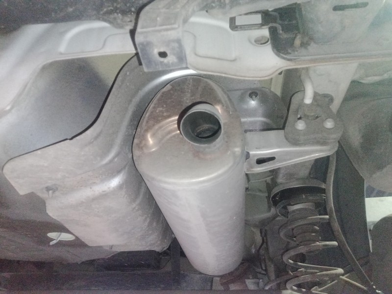 Recambio de tubo escape trasero para kia rio 1.2 cat referencia OEM IAM   