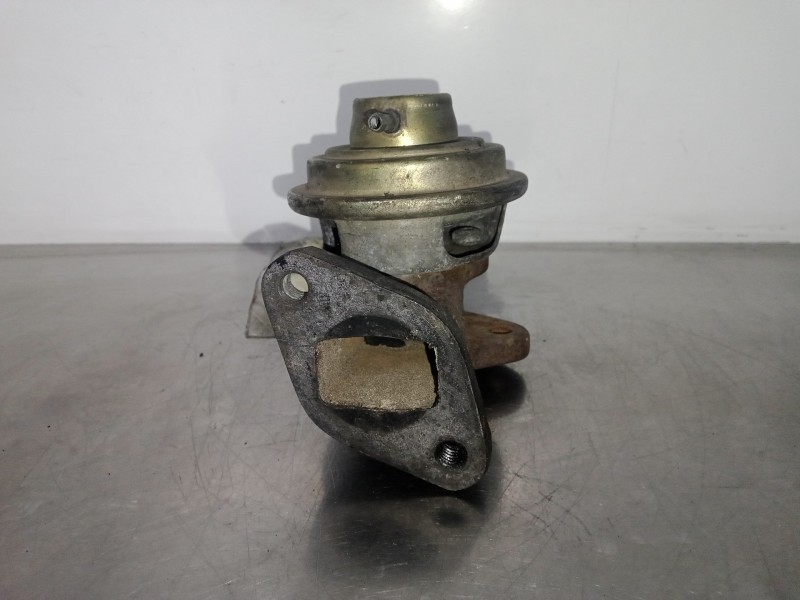 Recambio de valvula egr para nissan terrano/terrano.ii (r20) 2.7 turbodiesel referencia OEM IAM 72218000 CARBUREIBAR 