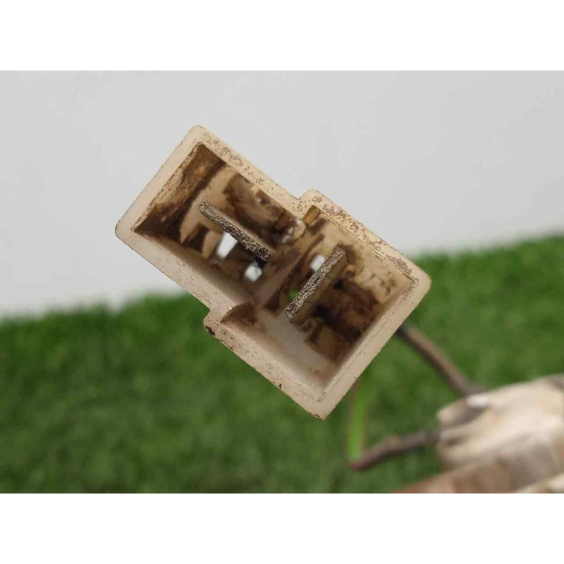 Recambio de piloto lateral izquierdo para nissan vanette (c 220) 2.0 diesel referencia OEM IAM   