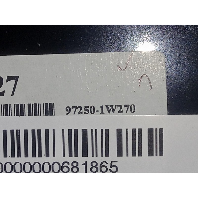 Recambio de mando climatizador para kia rio 1.2 cat referencia OEM IAM 972501W270 3.CONECTORES 