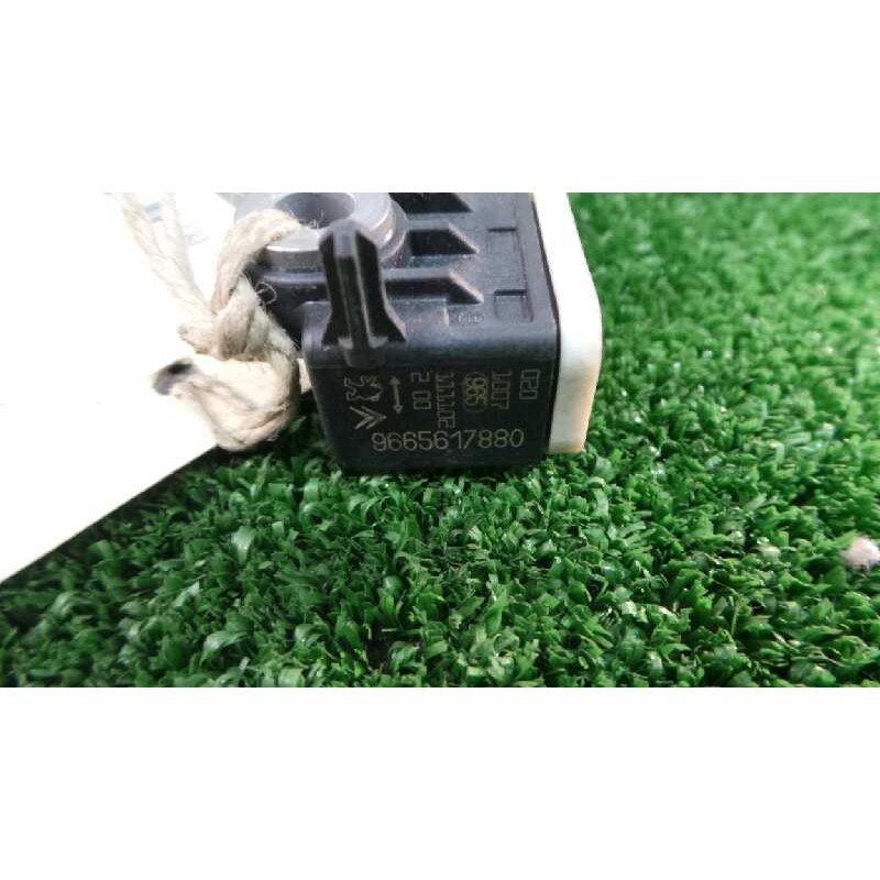 Recambio de sensor impacto airbag para peugeot 207 1.4 hdi referencia OEM IAM 9665617880  