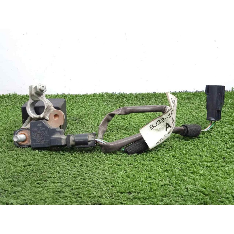 Recambio de sensor para land rover evoque 2.2 td4 cat referencia OEM IAM BJ3210C679AE BORNE BATERIA 