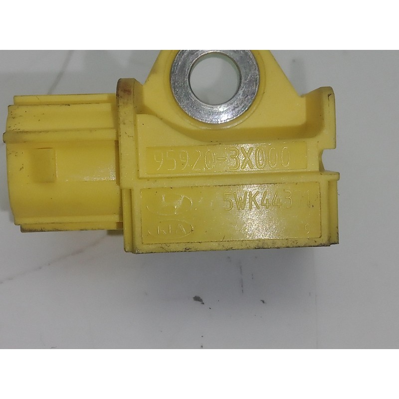 Recambio de sensor impacto airbag para kia rio 1.2 cat referencia OEM IAM 959203X000-5WK44371  