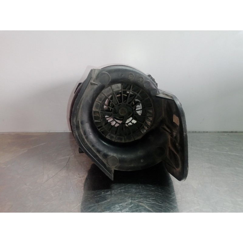 Recambio de ventilador calefaccion para renault clio ii fase i (b/cbo) referencia OEM IAM 7700811864  